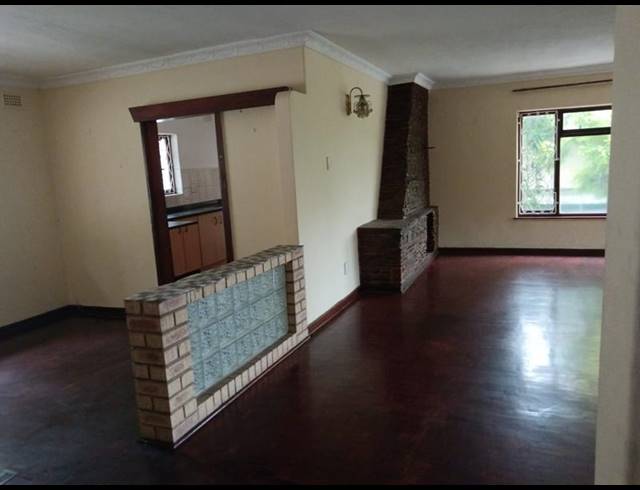 3 BEDROOM HOUSE FOR SALE IN YELLOWWOOD PARK